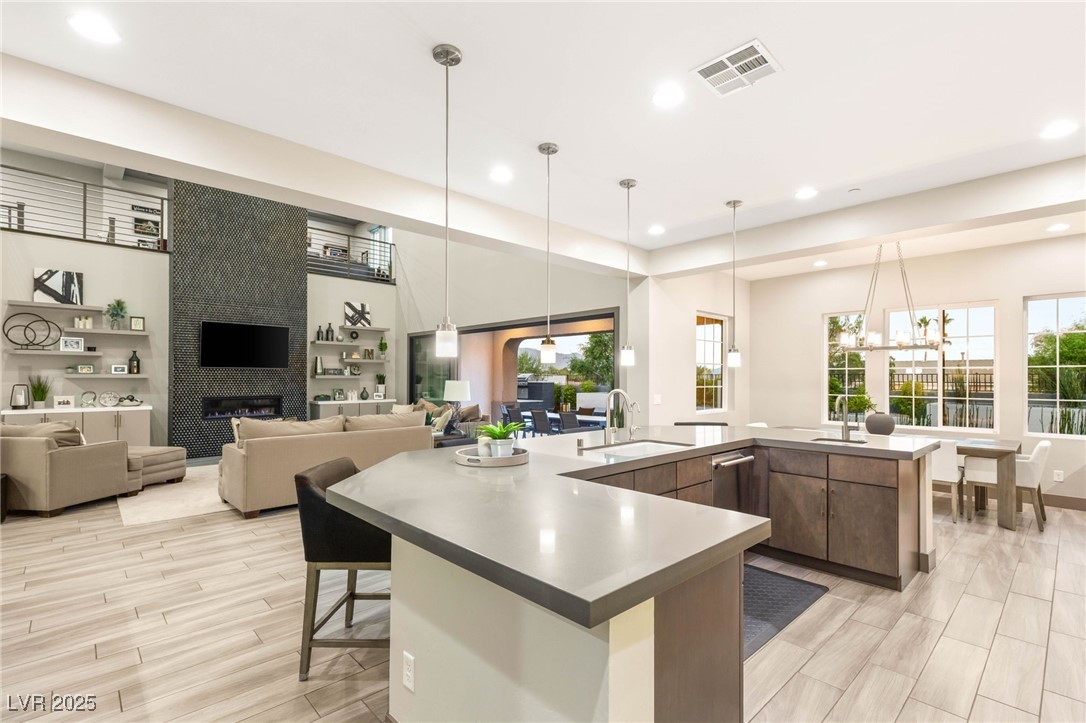 Las Vegas, Nevada 89149, United States, 4 Bedrooms Bedrooms, ,3 BathroomsBathrooms,Residential,Active,226274