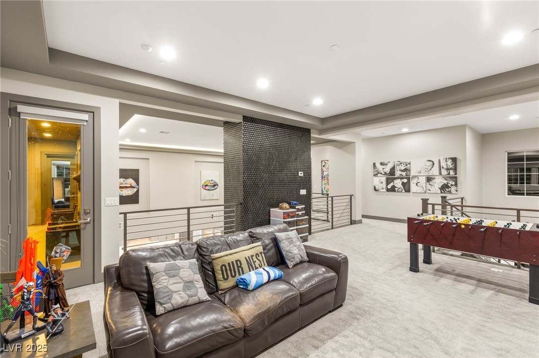 Las Vegas, Nevada 89149, United States, 4 Bedrooms Bedrooms, ,3 BathroomsBathrooms,Residential,Active,226274