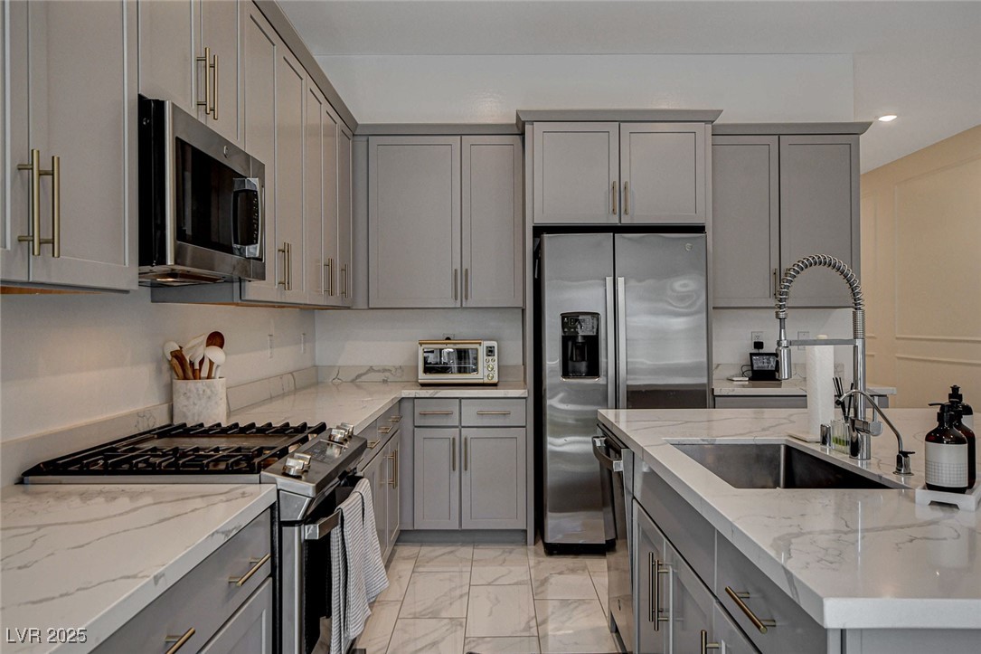 21 Reverie Heights Avenue, Henderson, Nevada image 7