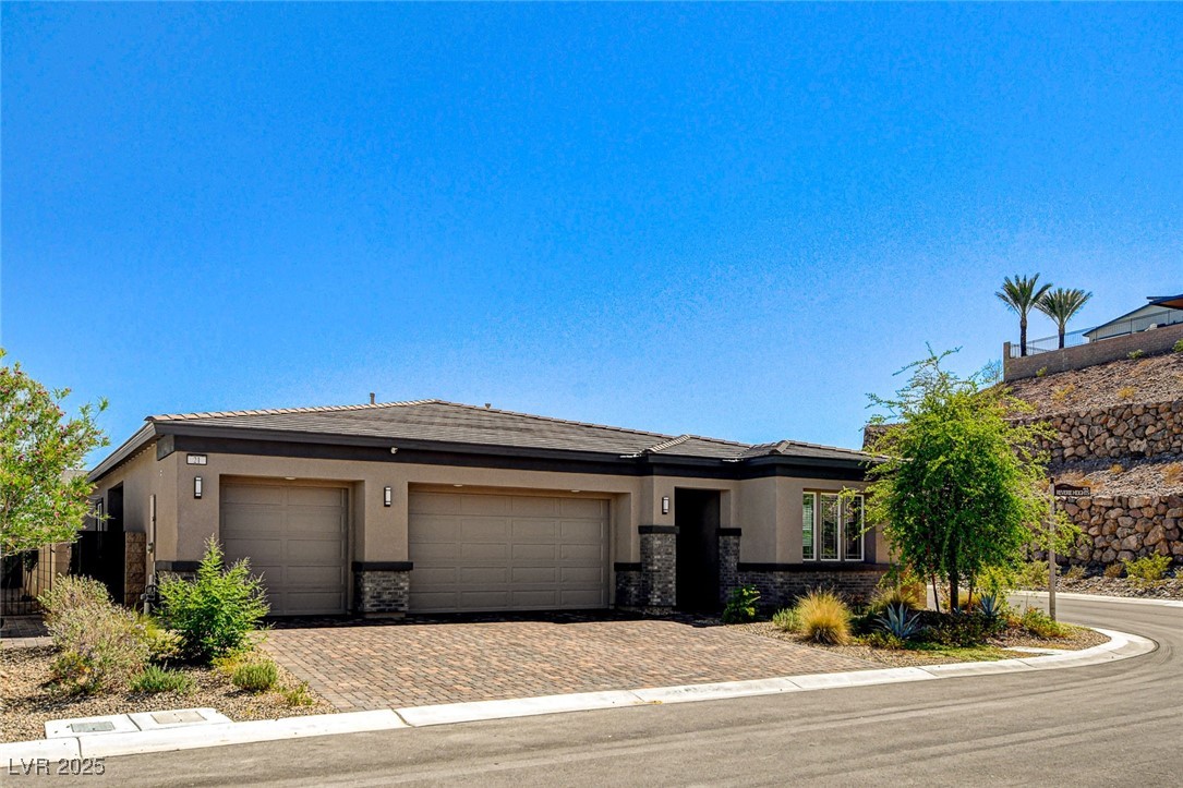 21 Reverie Heights Avenue, Henderson, Nevada image 3