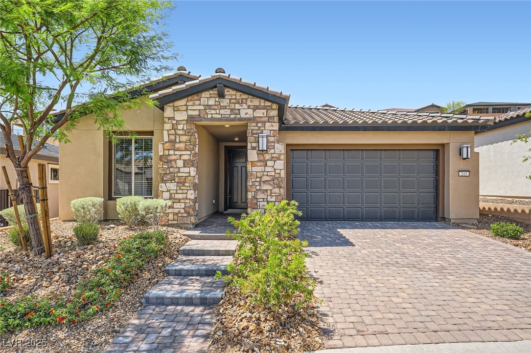 243 Sun Glaze Avenue