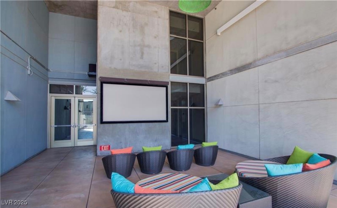 353 E Bonneville Avenue 317