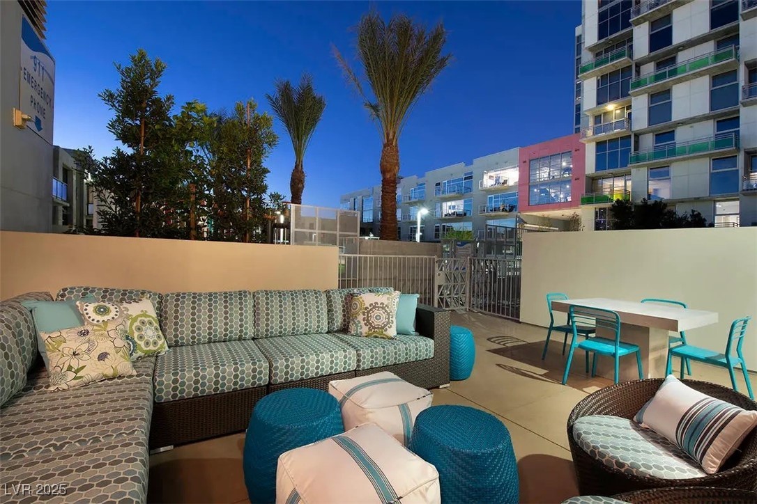 353 E Bonneville Avenue 317