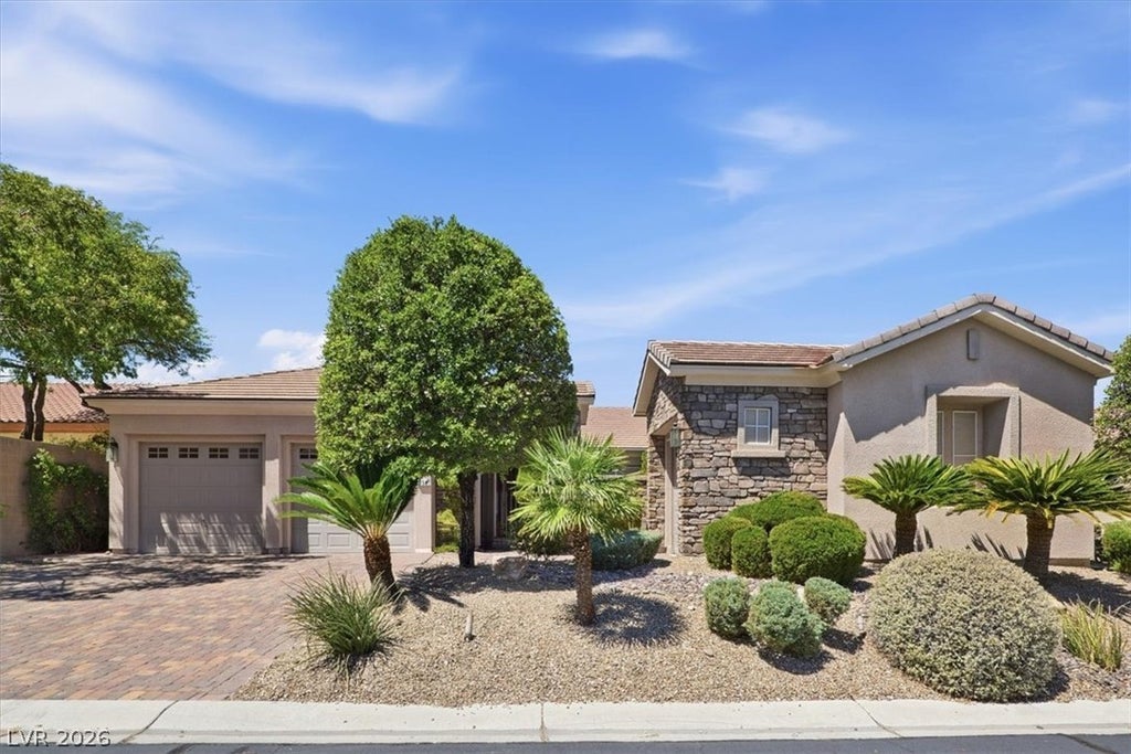 Photo of 2391 Antrim Irish Drive, Henderson, NV 89044 (MLS # 2804155)