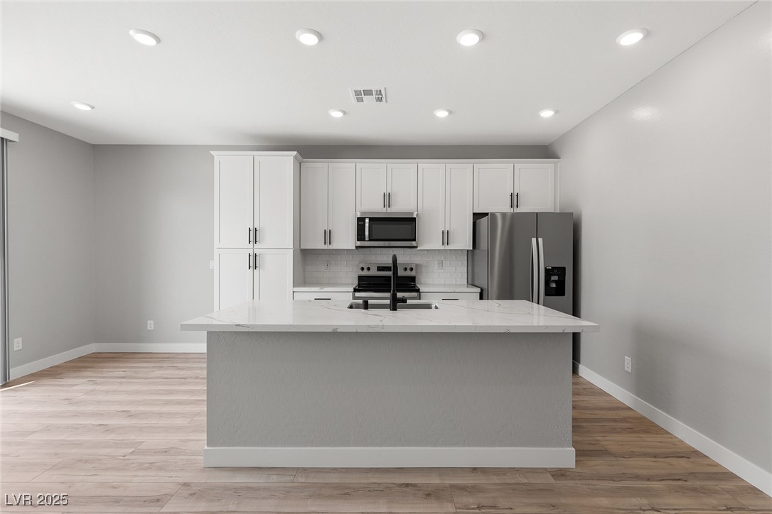 Properties 2 3224 Lunar Crater Street