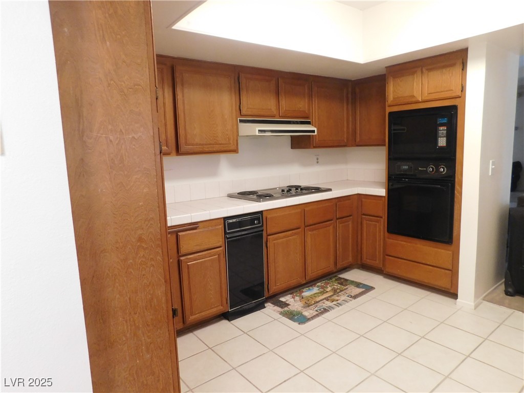 613 Cervantes Drive, Henderson, Nevada image 25
