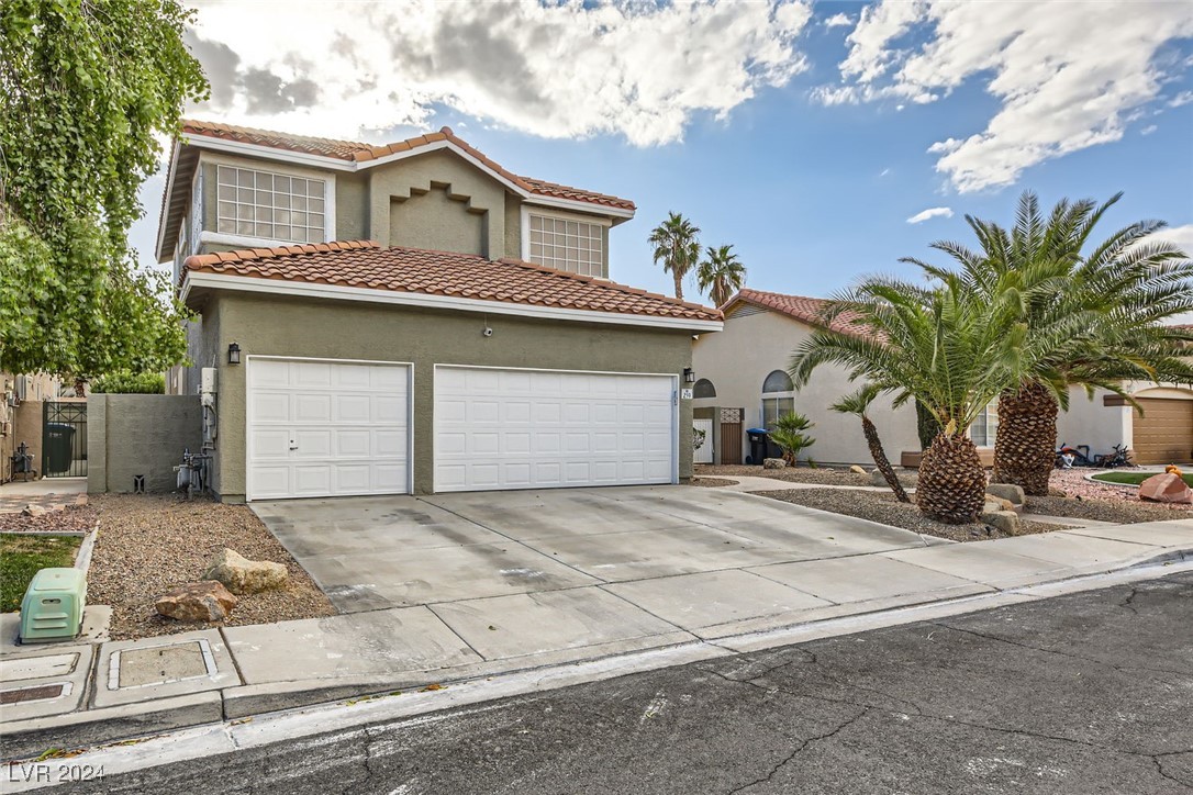 259 Sandrock Pointe Lane, Henderson, Nevada image 2