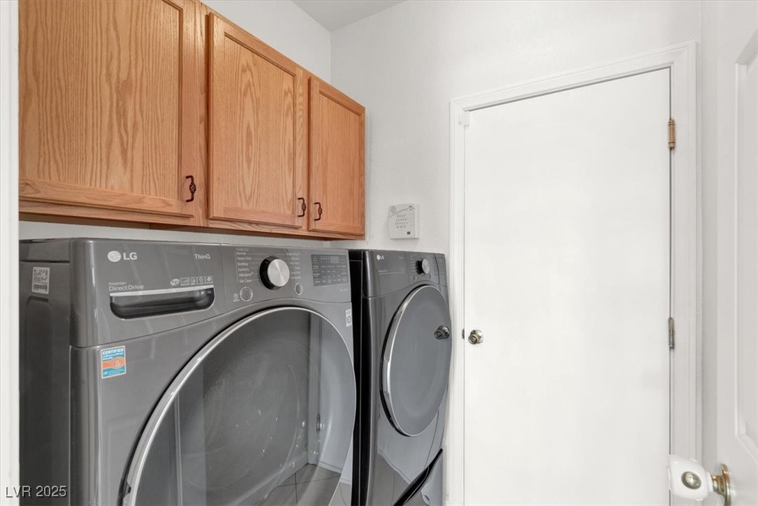 Las Vegas, Nevada 89122, United States, 3 Bedrooms Bedrooms, ,3 BathroomsBathrooms,Residential,Active,189413