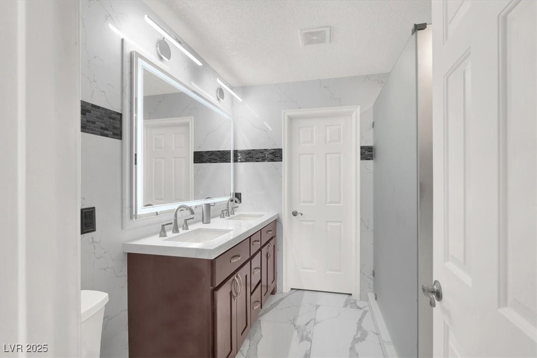 Las Vegas, Nevada 89122, United States, 3 Bedrooms Bedrooms, ,3 BathroomsBathrooms,Residential,Active,189413