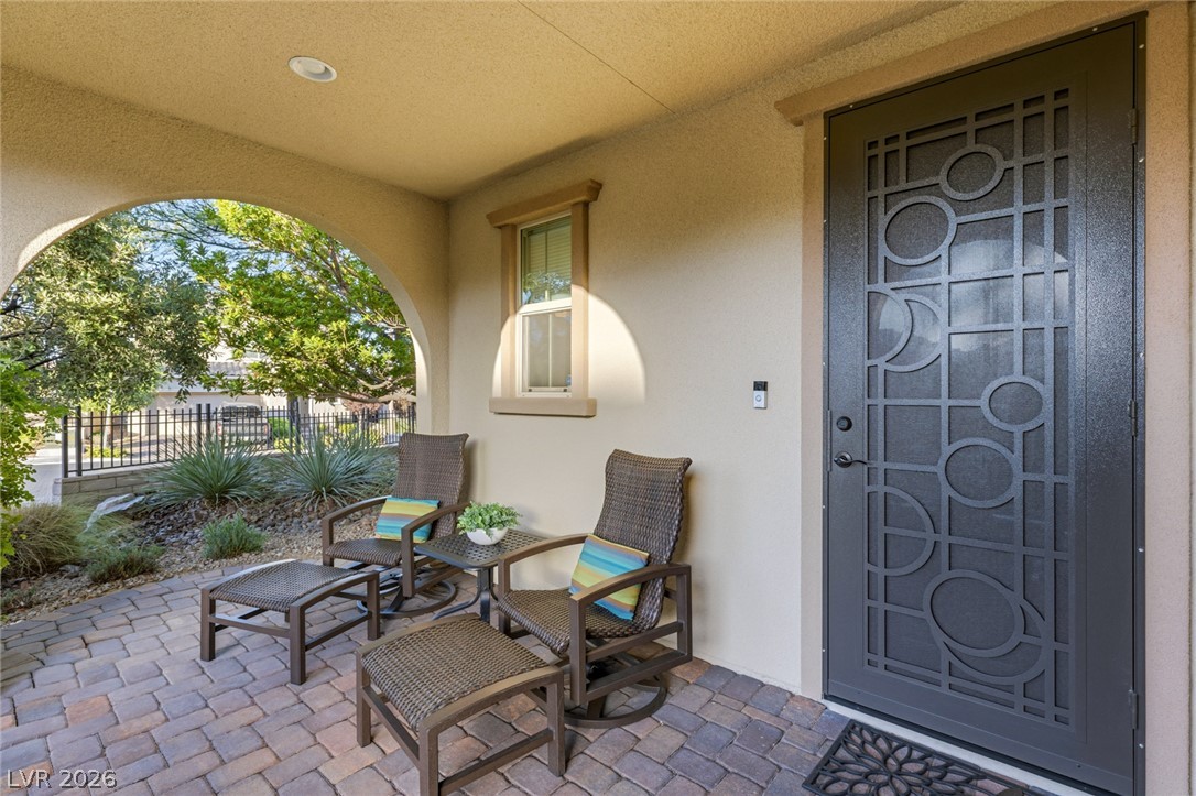 12225 Los Mares Lane