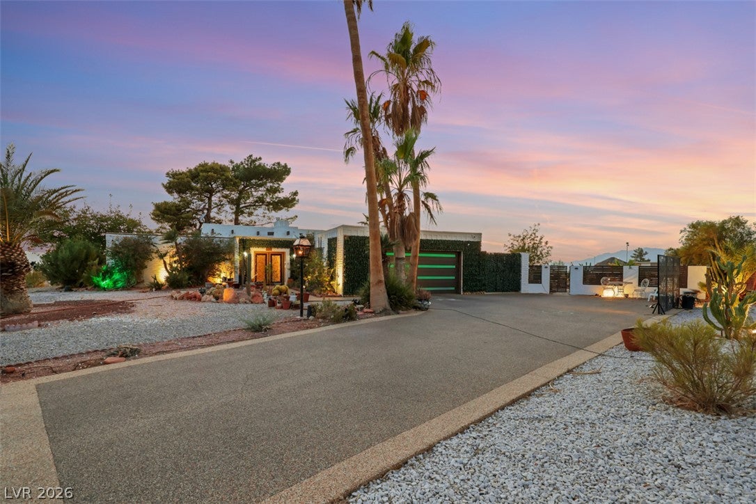6744 Mountridge Drive