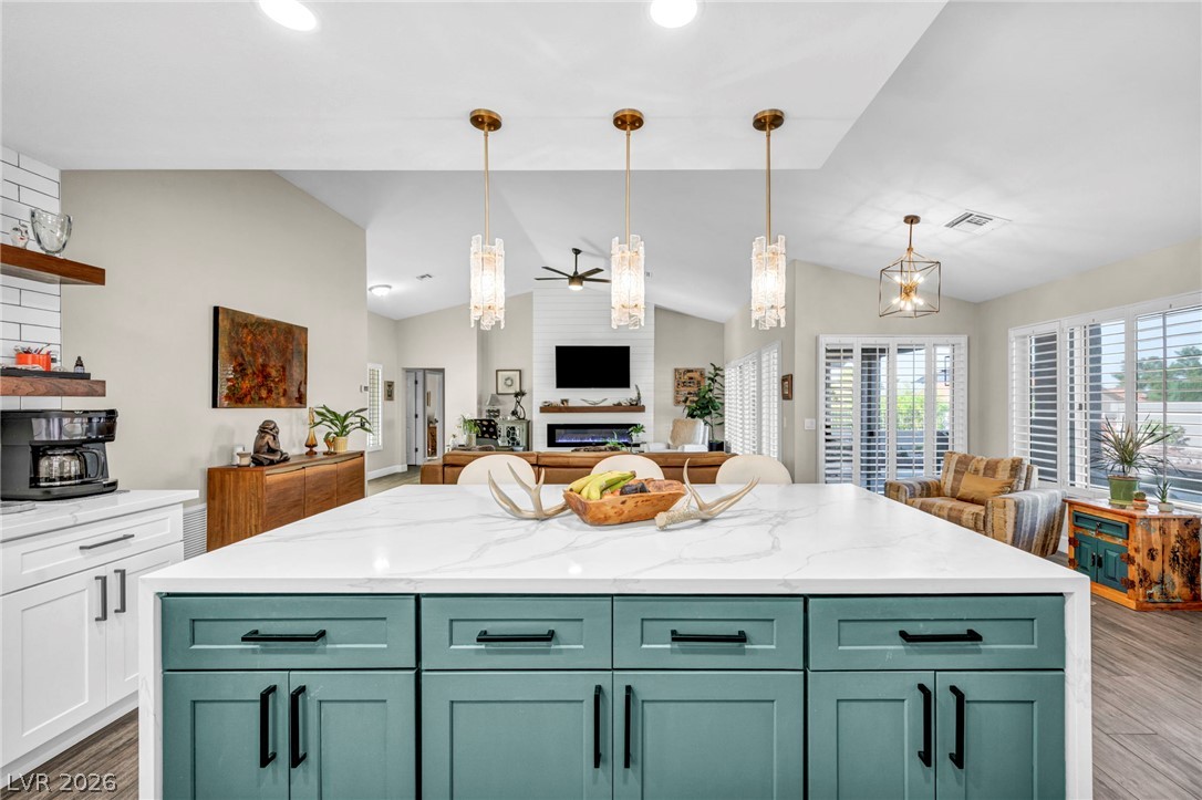 2412 Showcase Drive