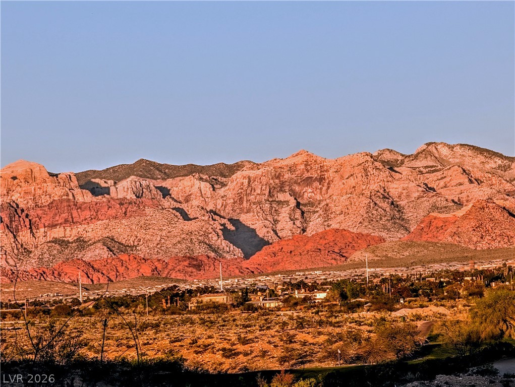 9208 Tesoras Drive 201