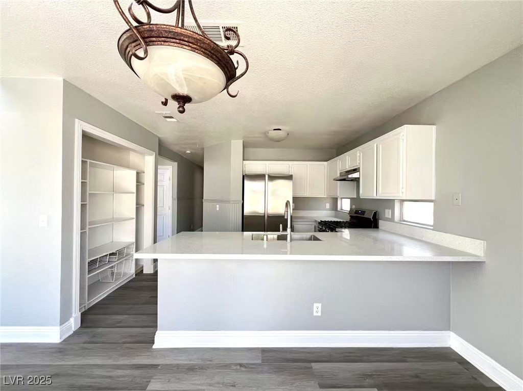 5720 Ruby Creek Drive, Las Vegas, Nevada image 2