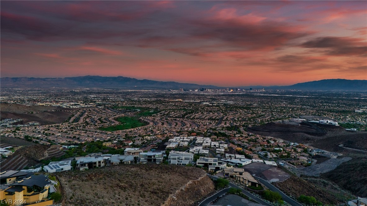 13 Stonecutter Court, Henderson, Nevada image 9