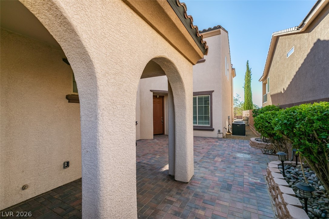 2609 Chateau Clermont Street