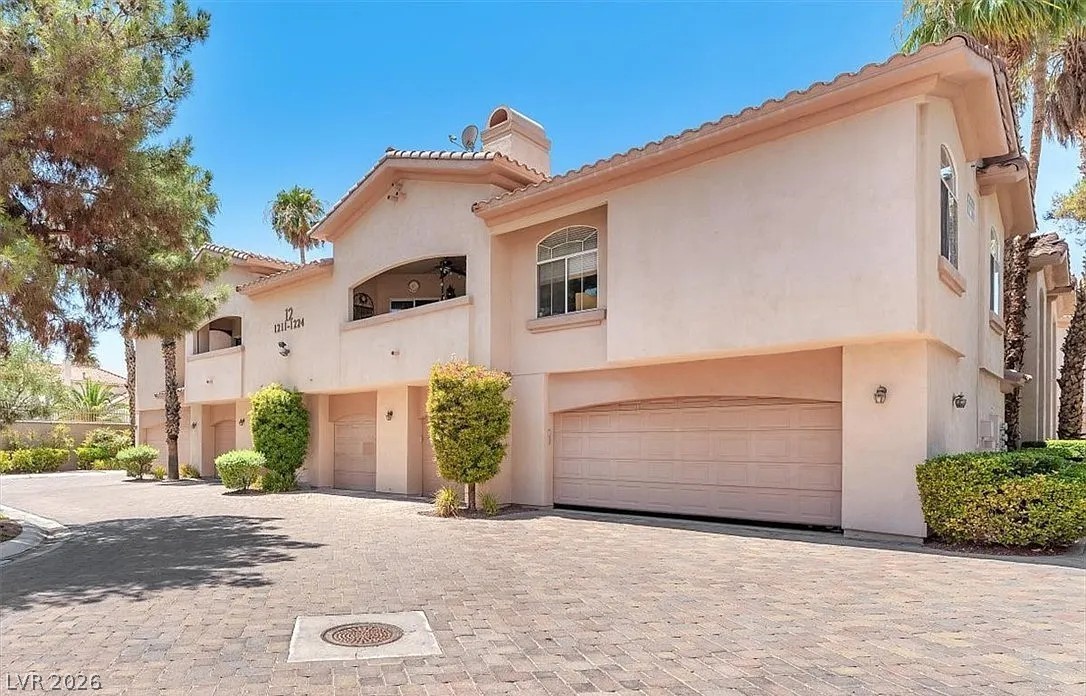 2050 W Warm Springs Road 1212