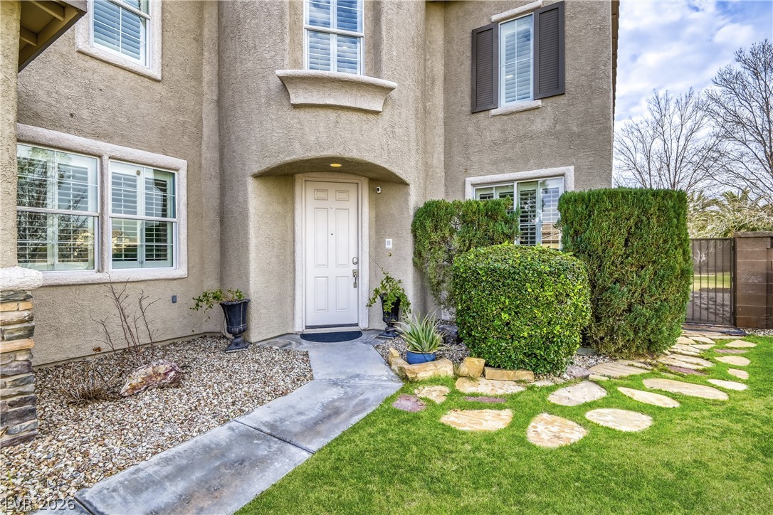 6103 Sundown Crest Street