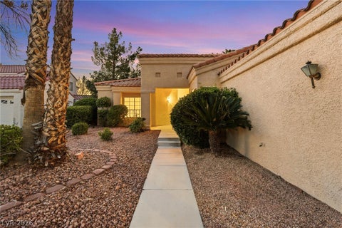 Tiny photo for 7813 Painted Sunset Drive, Las Vegas, NV 89149 (MLS # 2793205)