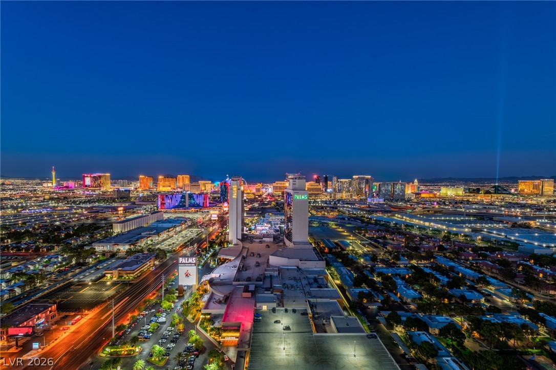 4381 W Flamingo Road 3904