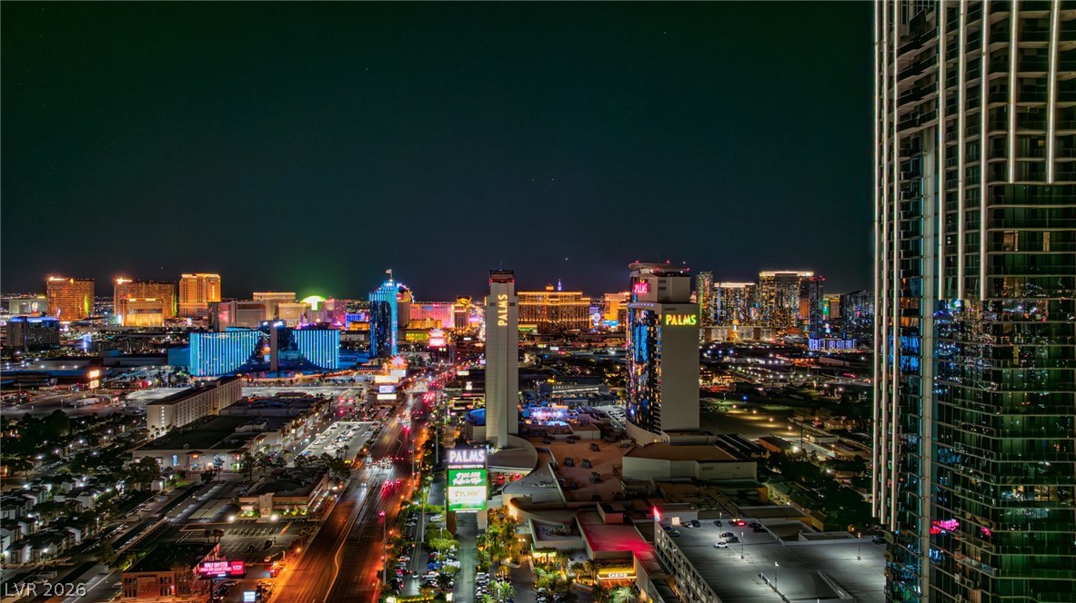 4381 W Flamingo Road 3904