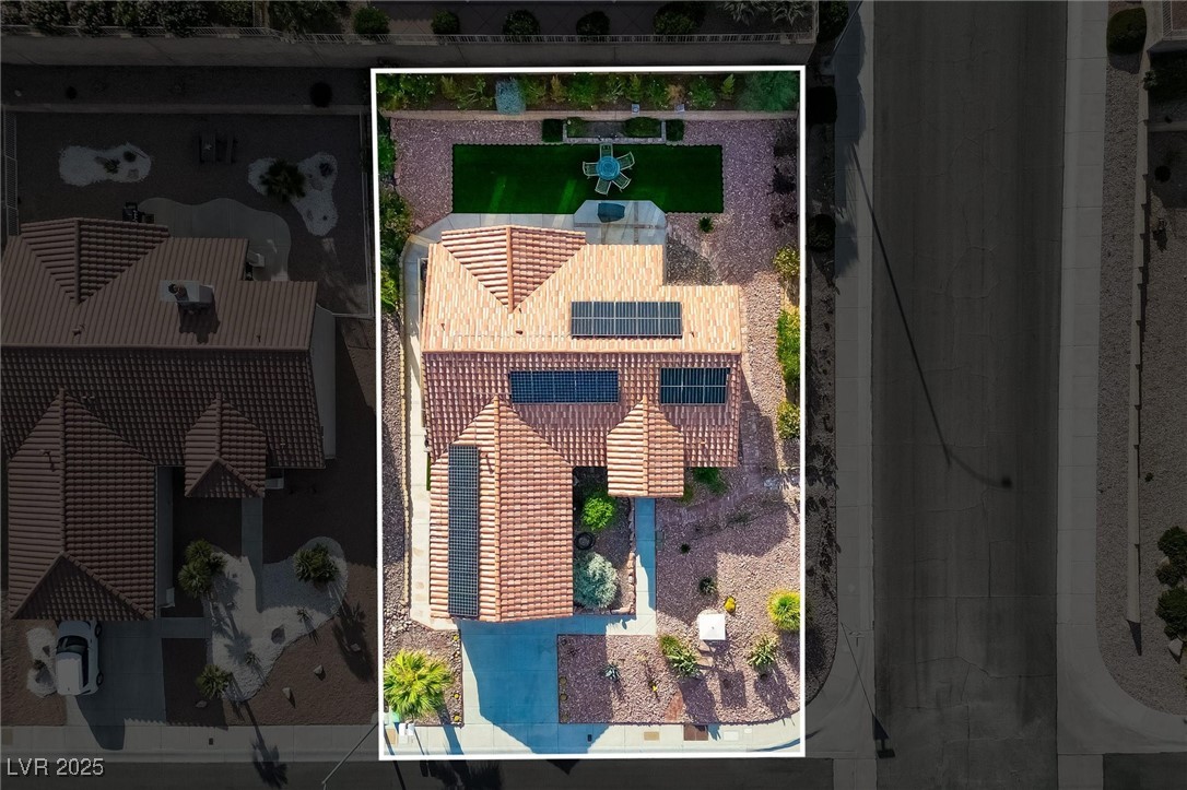 Las Vegas, Nevada 89134, United States, 2 Bedrooms Bedrooms, ,2 BathroomsBathrooms,Residential,Active,206444