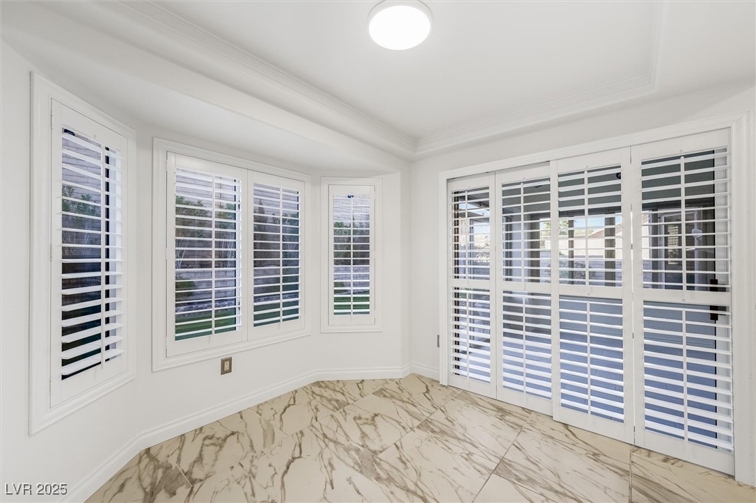 Las Vegas, Nevada 89134, United States, 2 Bedrooms Bedrooms, ,2 BathroomsBathrooms,Residential,Active,206444