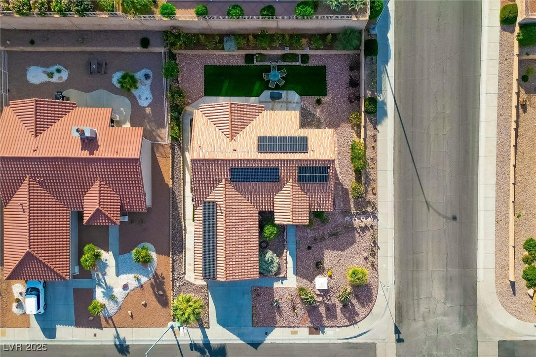 Las Vegas, Nevada 89134, United States, 2 Bedrooms Bedrooms, ,2 BathroomsBathrooms,Residential,Active,206444