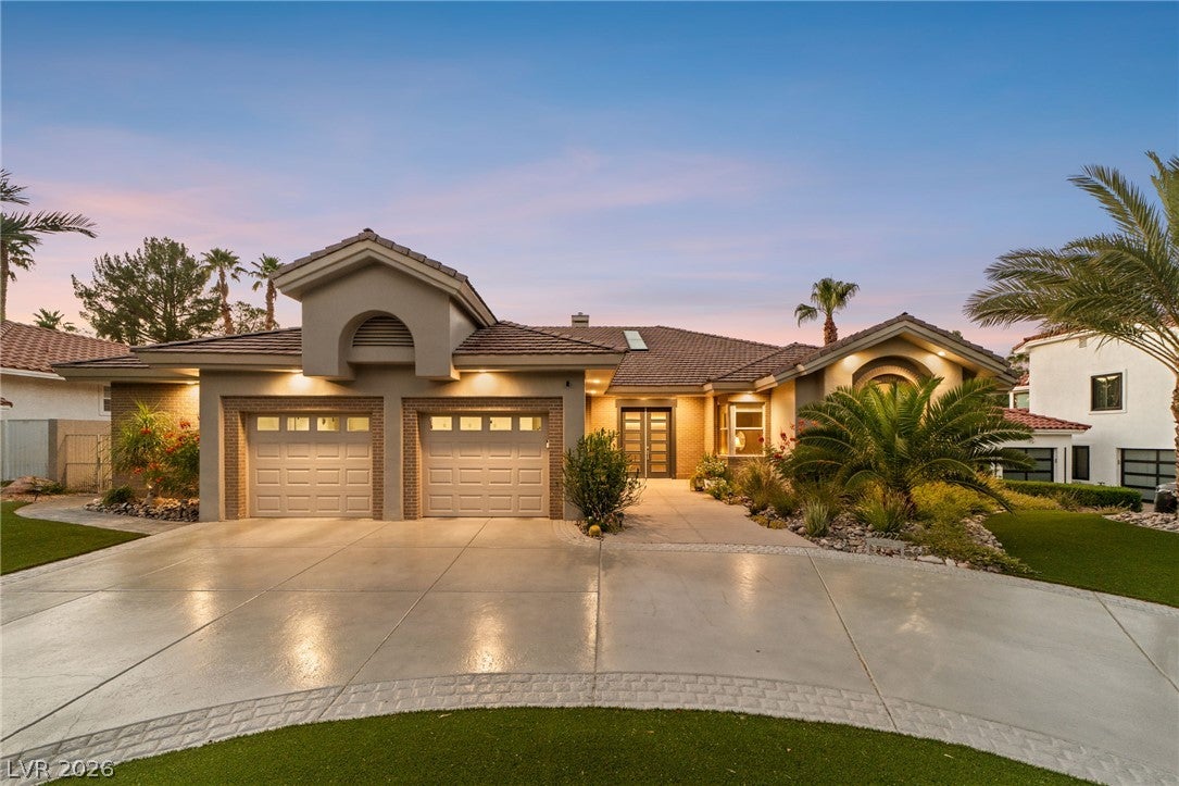2227 Versailles Court