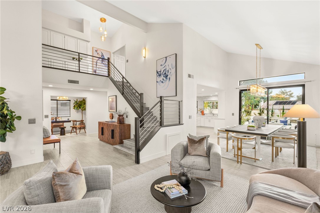 1916 Madagascar Lane