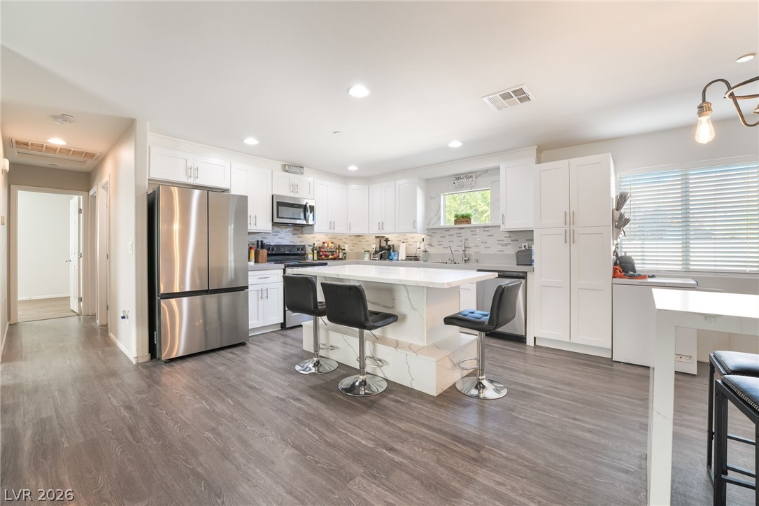 878 W Lake Mead Boulevard