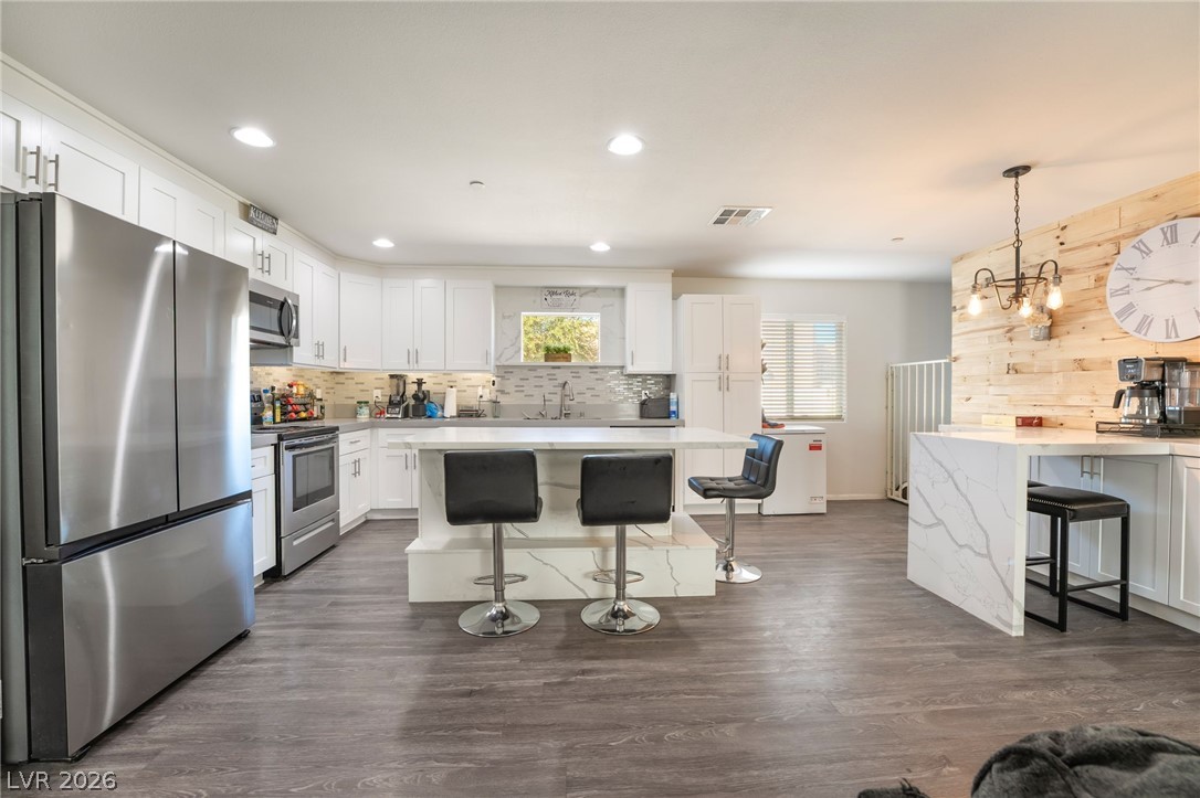 878 W Lake Mead Boulevard