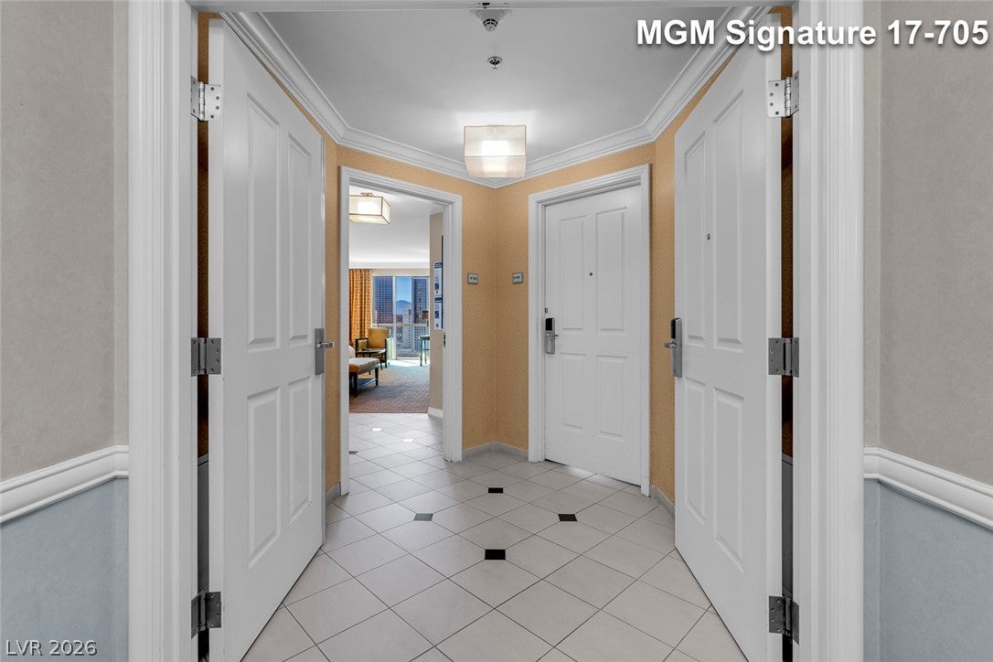135 E Harmon Avenue 1705