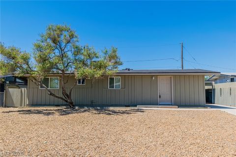 Photo of 5617 Idle Avenue, Las Vegas, NV 89107 (MLS # 2799631)