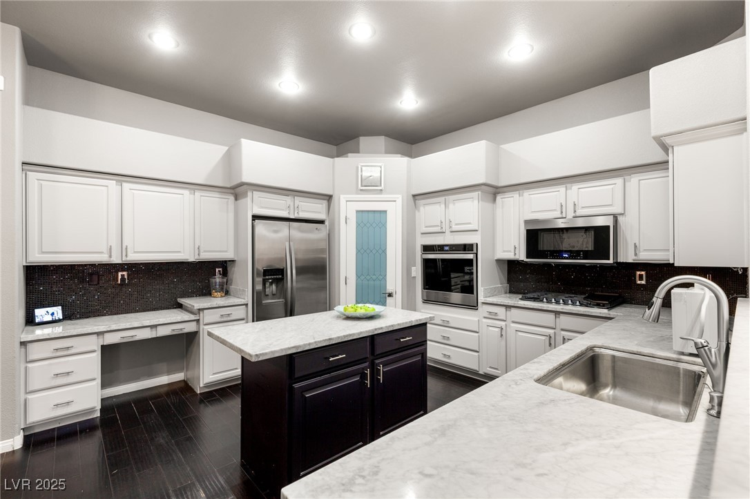 Henderson, Nevada 89052, United States, 3 Bedrooms Bedrooms, ,3 BathroomsBathrooms,Residential,Active,170567