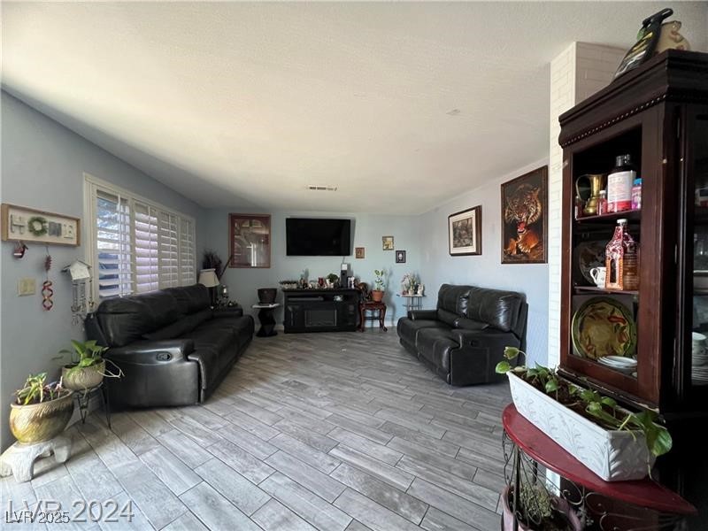 1152 Miller Avenue, Las Vegas, Nevada image 3