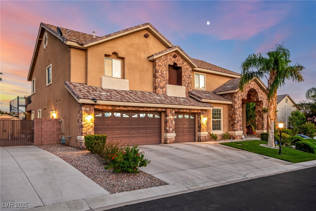 4736 Barcelona Ridge Court