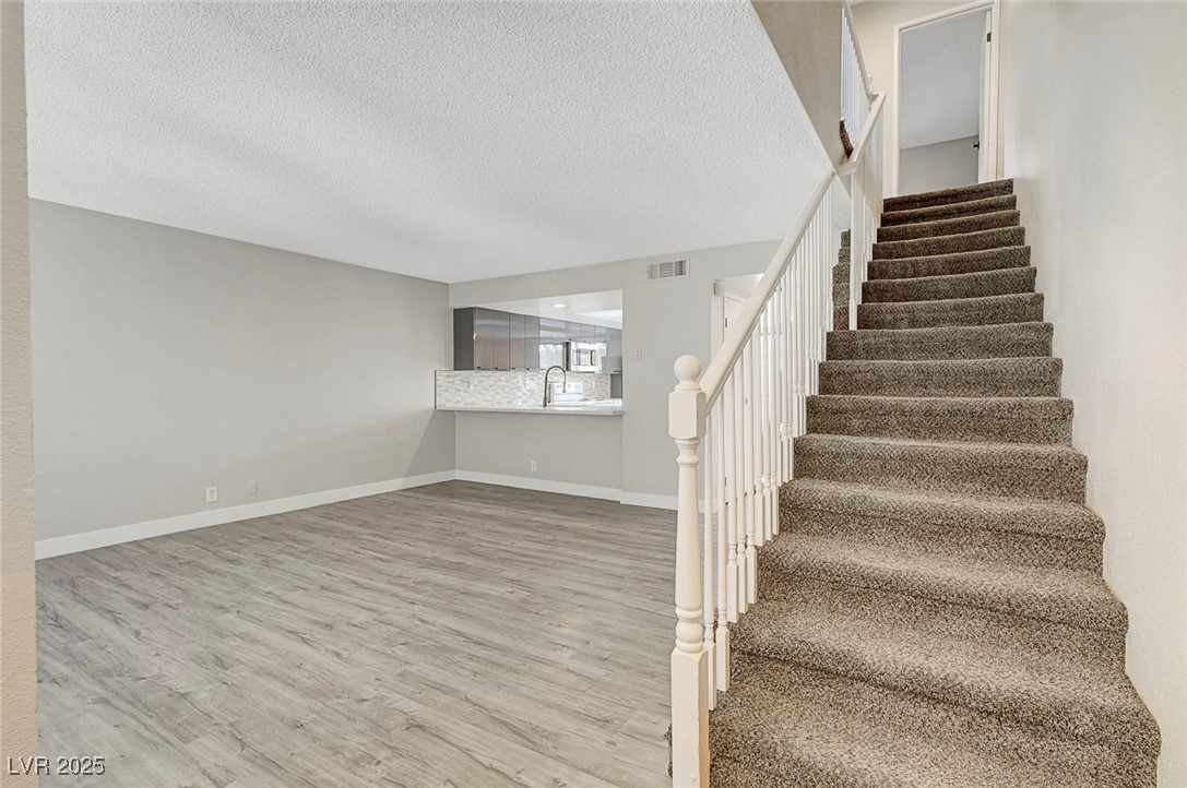 2080 Karen Avenue #12, Las Vegas, Nevada image 7