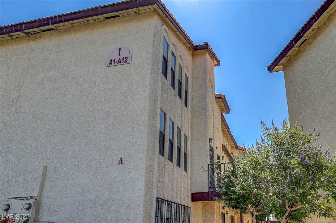 2080 Karen Avenue #12, Las Vegas, Nevada image 2
