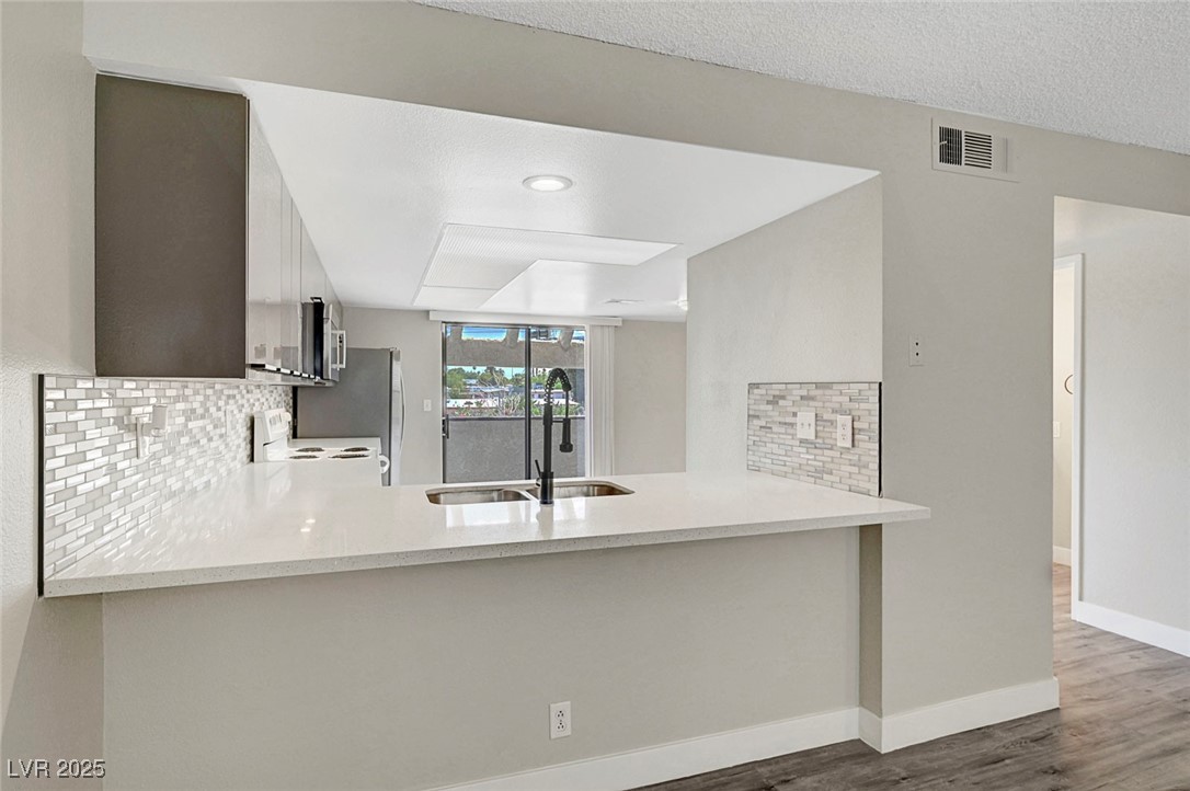 2080 Karen Avenue #12, Las Vegas, Nevada image 13