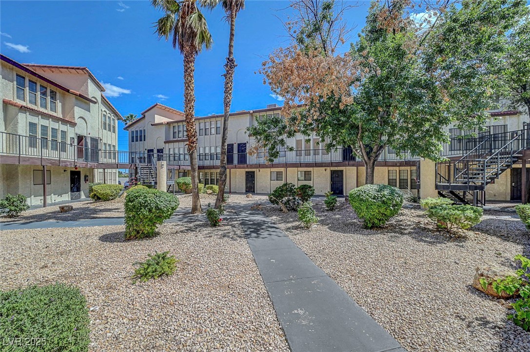 2080 Karen Avenue #12, Las Vegas, Nevada image 3