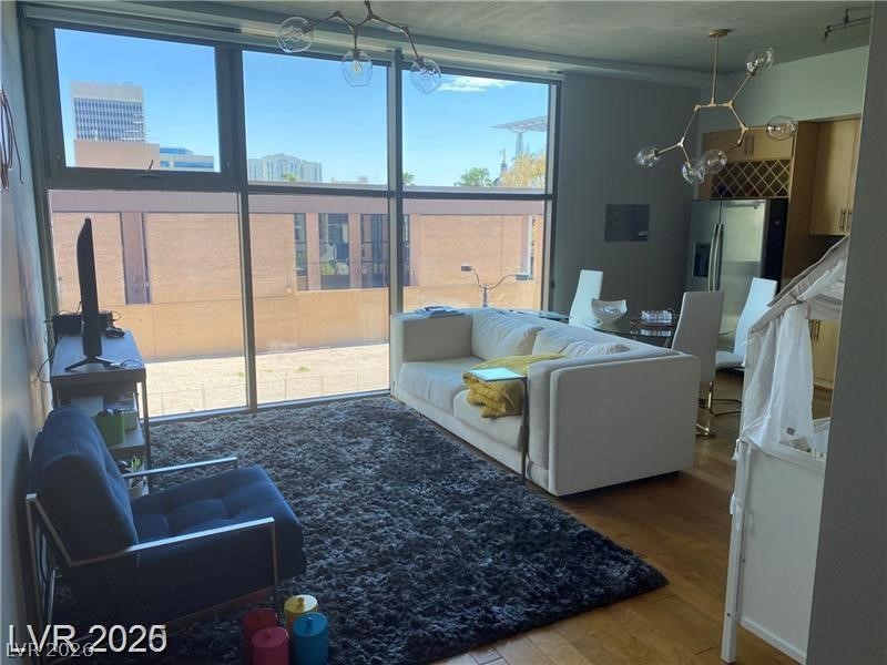 353 E Bonneville Avenue 301