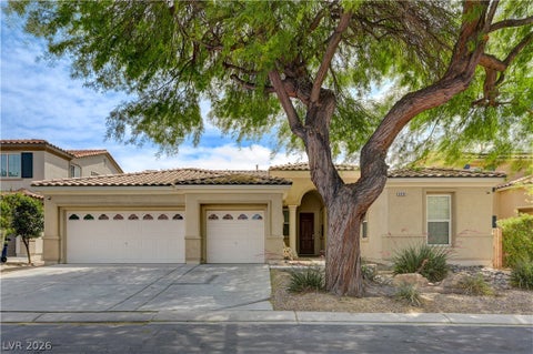 Homes For Sale - 6438 Gilded Flicker Street<br/> North Las Vegas, NV 89084