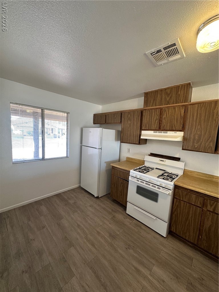 547 BARRETT Street 0