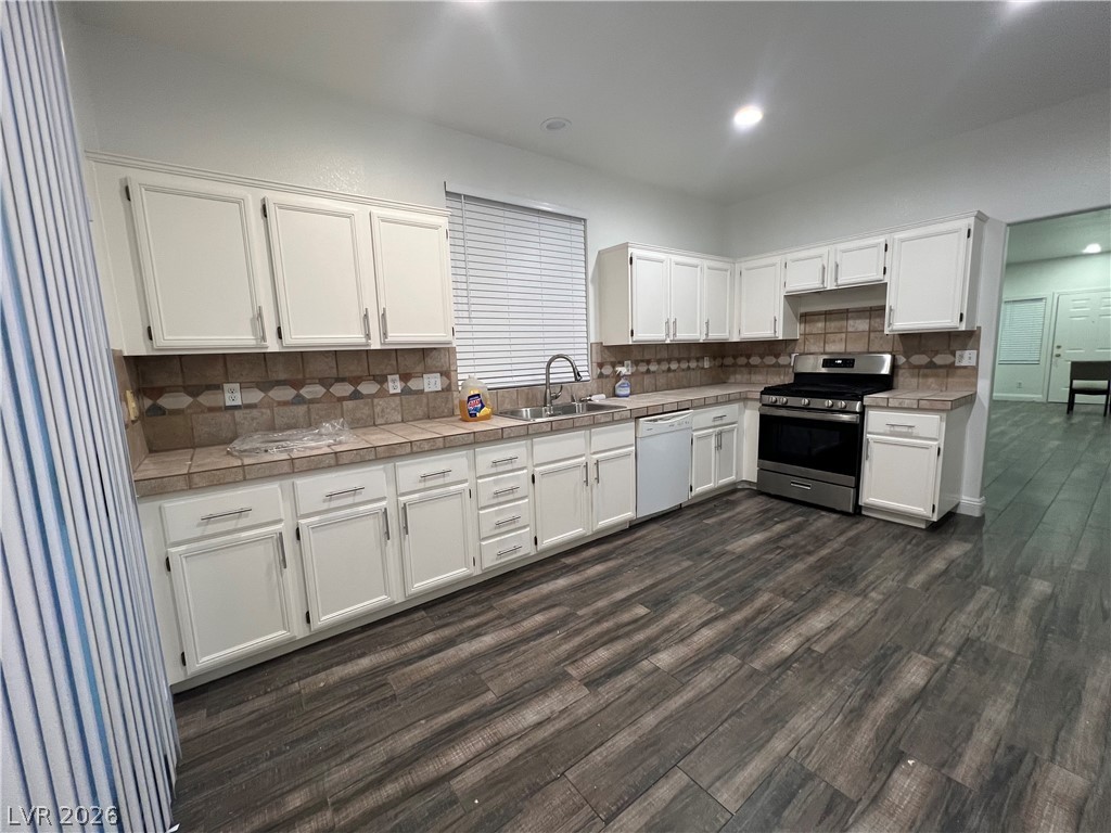 9882 Oriole Crest Court