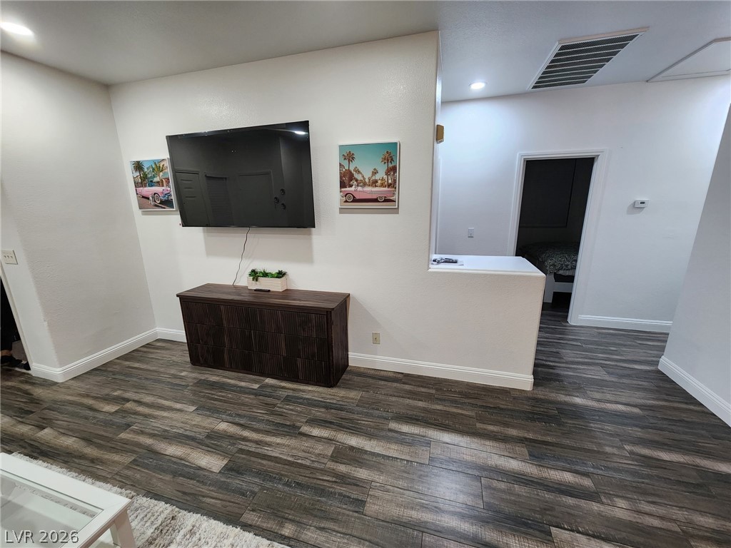 9882 Oriole Crest Court
