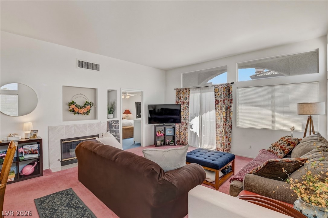 3125 N Buffalo Drive 2138