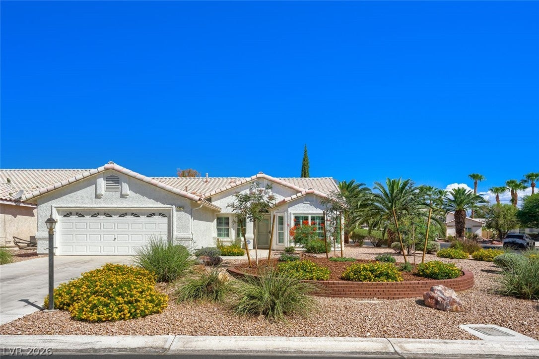 5421 Desert Paradise Drive
