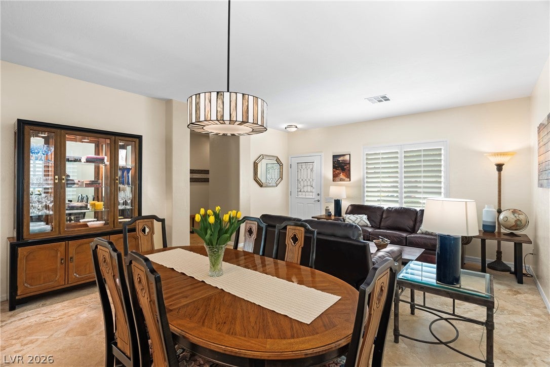 28 Gentilly Lace Avenue