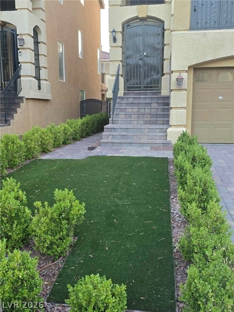 8451 Blackstone Ridge Court